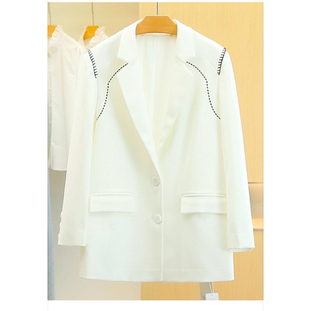 Elegant White Blazer